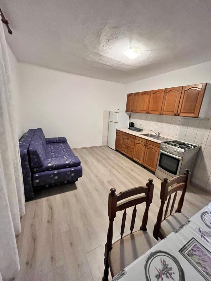 Apartments By The Sea Metajna, Pag - 6465 المظهر الخارجي الصورة