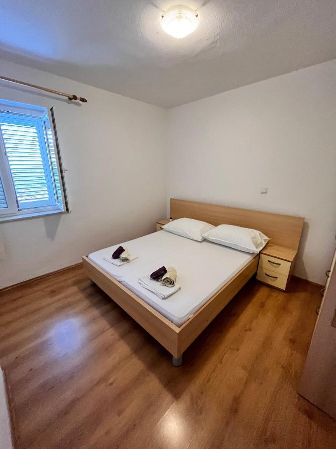 Apartments By The Sea Metajna, Pag - 6465 المظهر الخارجي الصورة